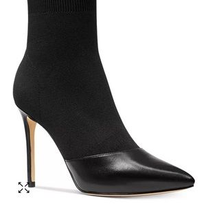 Michael kors 
Vicky Logo Tape Knit Ankle Boot 8